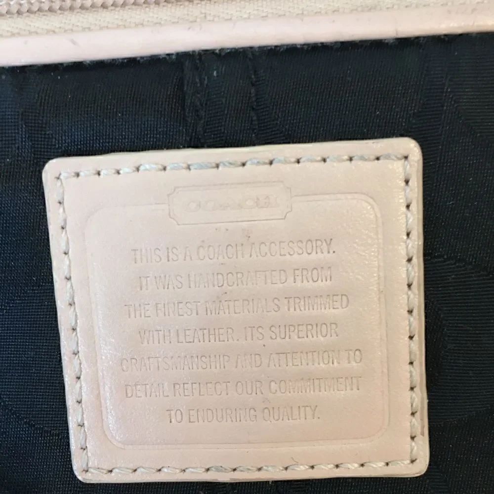 Authentic Coach Black Zippered Pouch - Picture 2 of 6